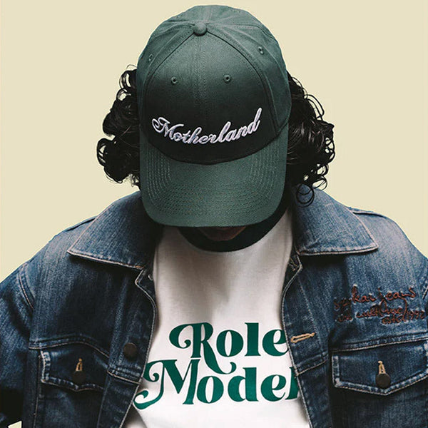How to Style Motherland Printed T-Shirts for Diwali Parties & Winter Outings